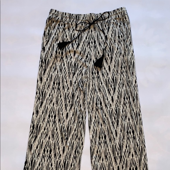 Soft Joie Ikat Kini Pants - Picture 2 of 6